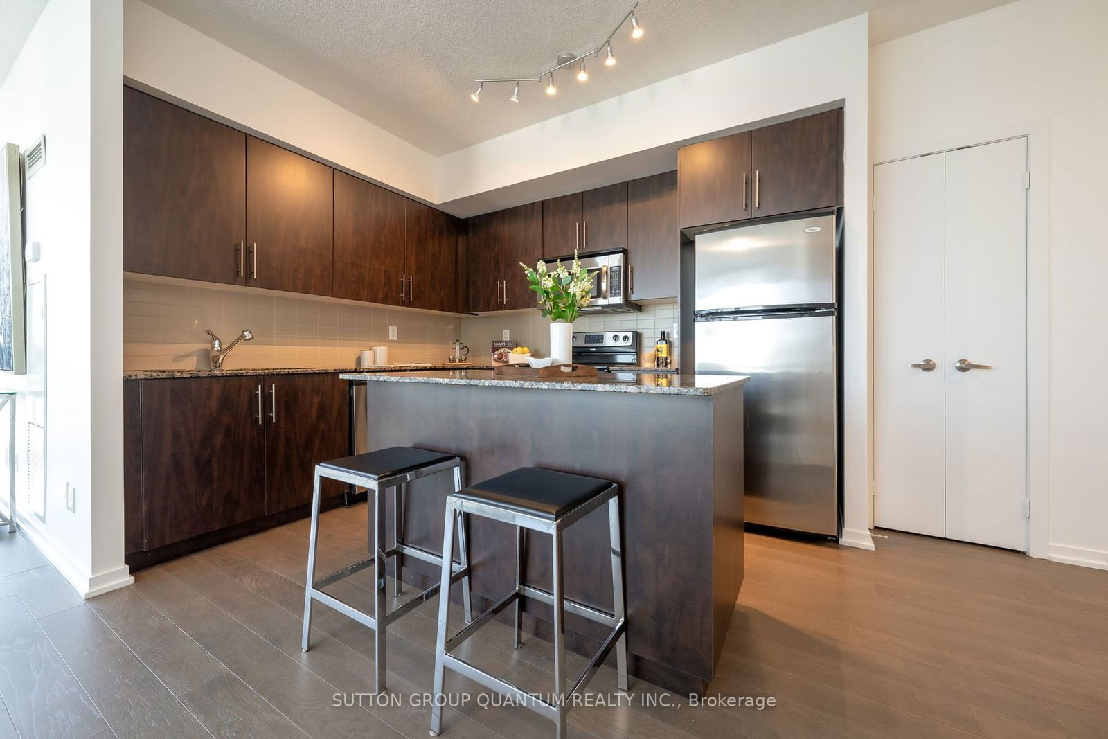 55 Bremner Blvd, unit 4401 for rent - image #2