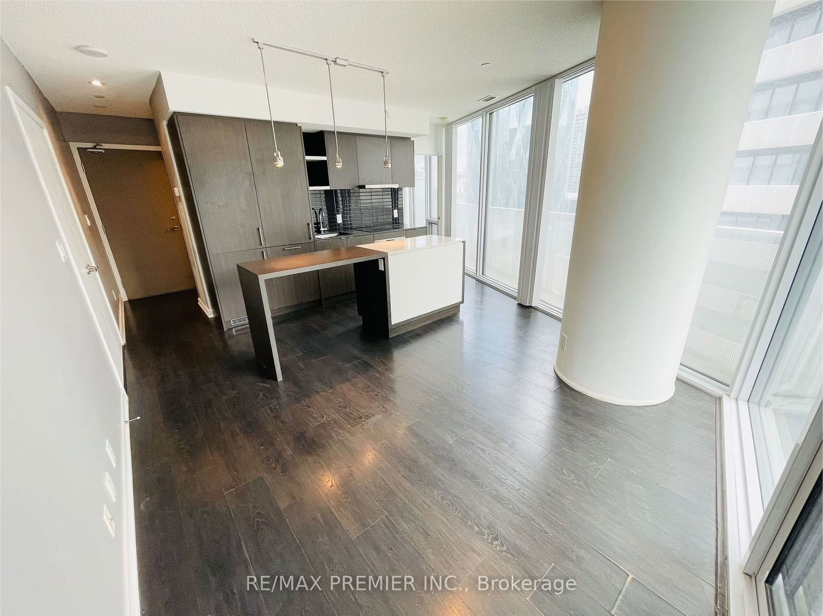 100 Harbour St, unit 1707 for rent - image #3