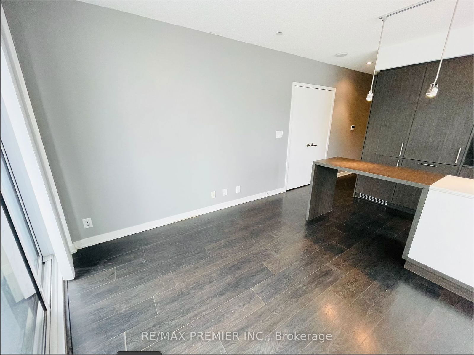 100 Harbour St, unit 1707 for rent - image #4