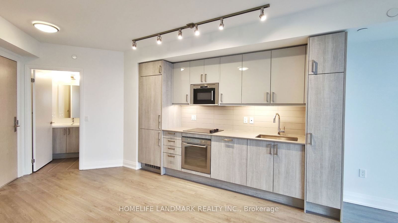 77 Mutual St, unit 1903 for rent - image #3