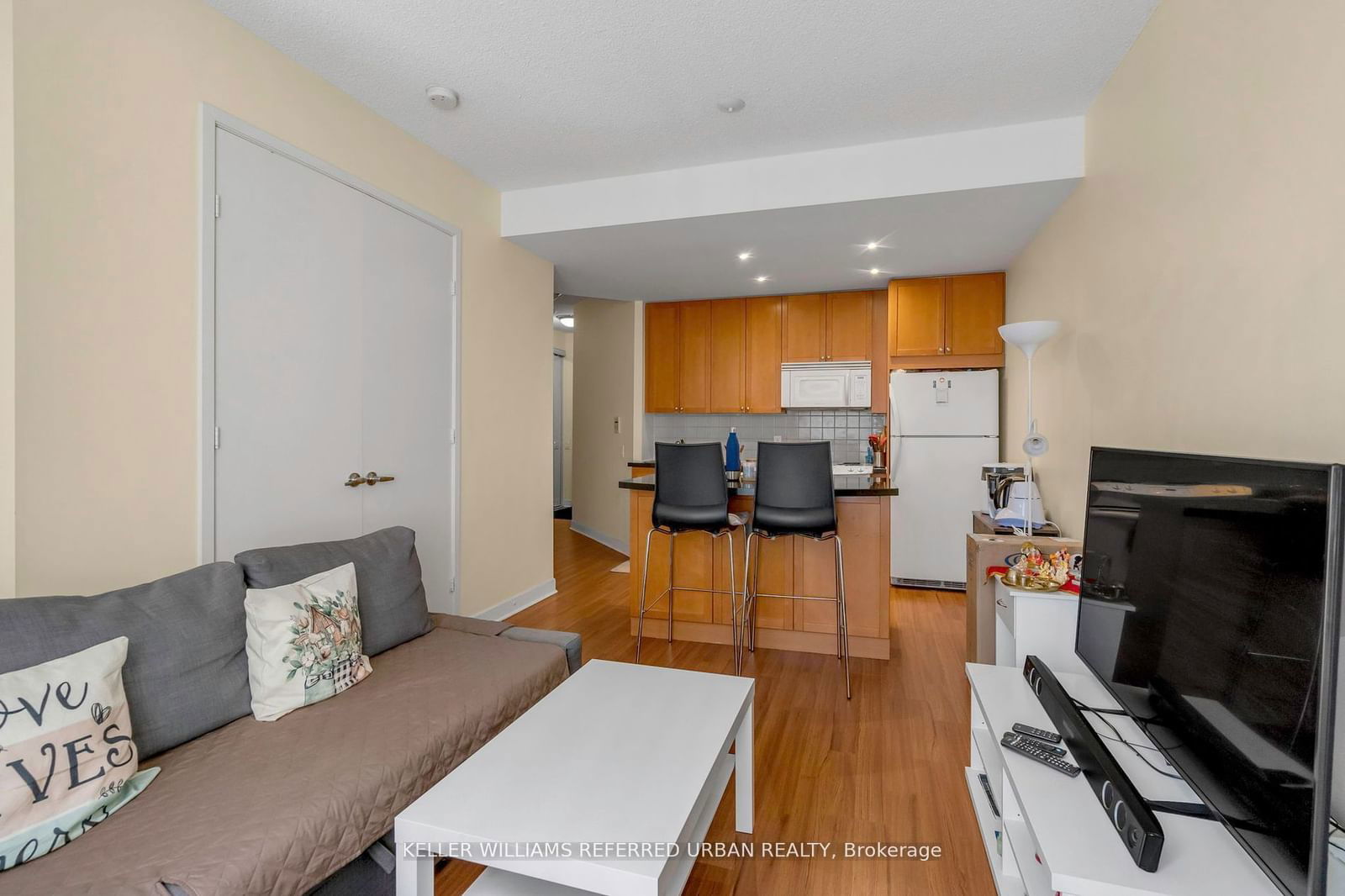 85 Bloor St E, unit 1209 for sale - image #18