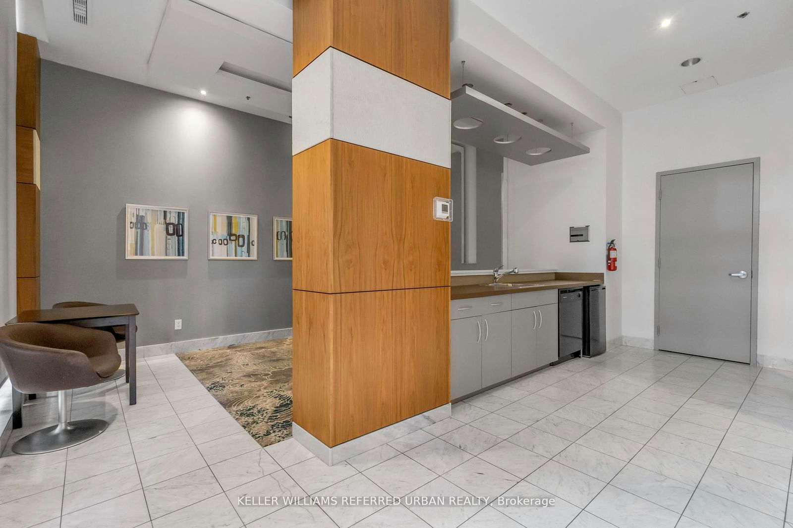 85 Bloor St E, unit 1209 for sale - image #34