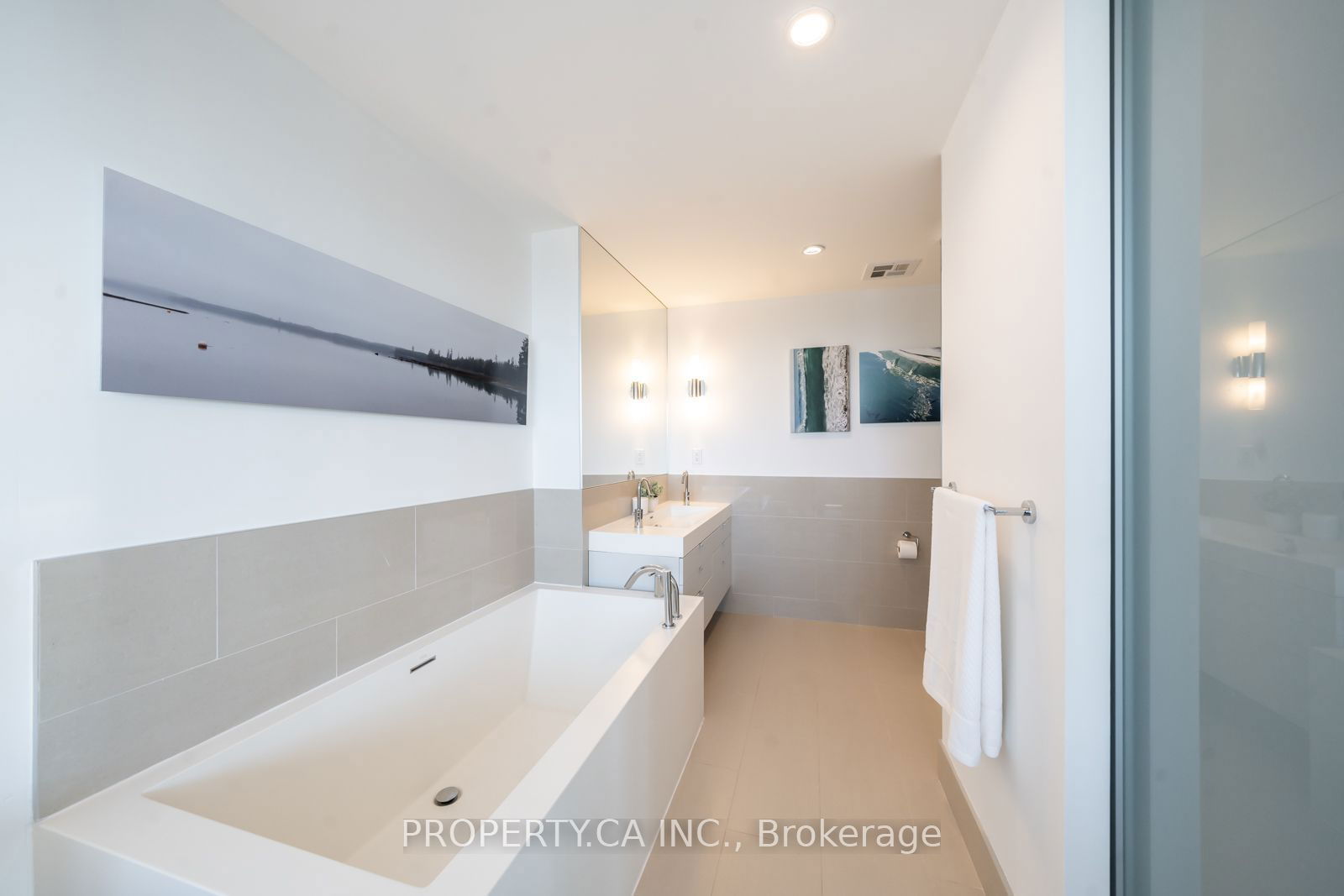 390 Cherry St, unit 2702 for sale - image #13