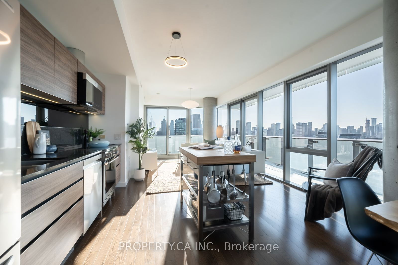 390 Cherry St, unit 2702 for sale - image #4