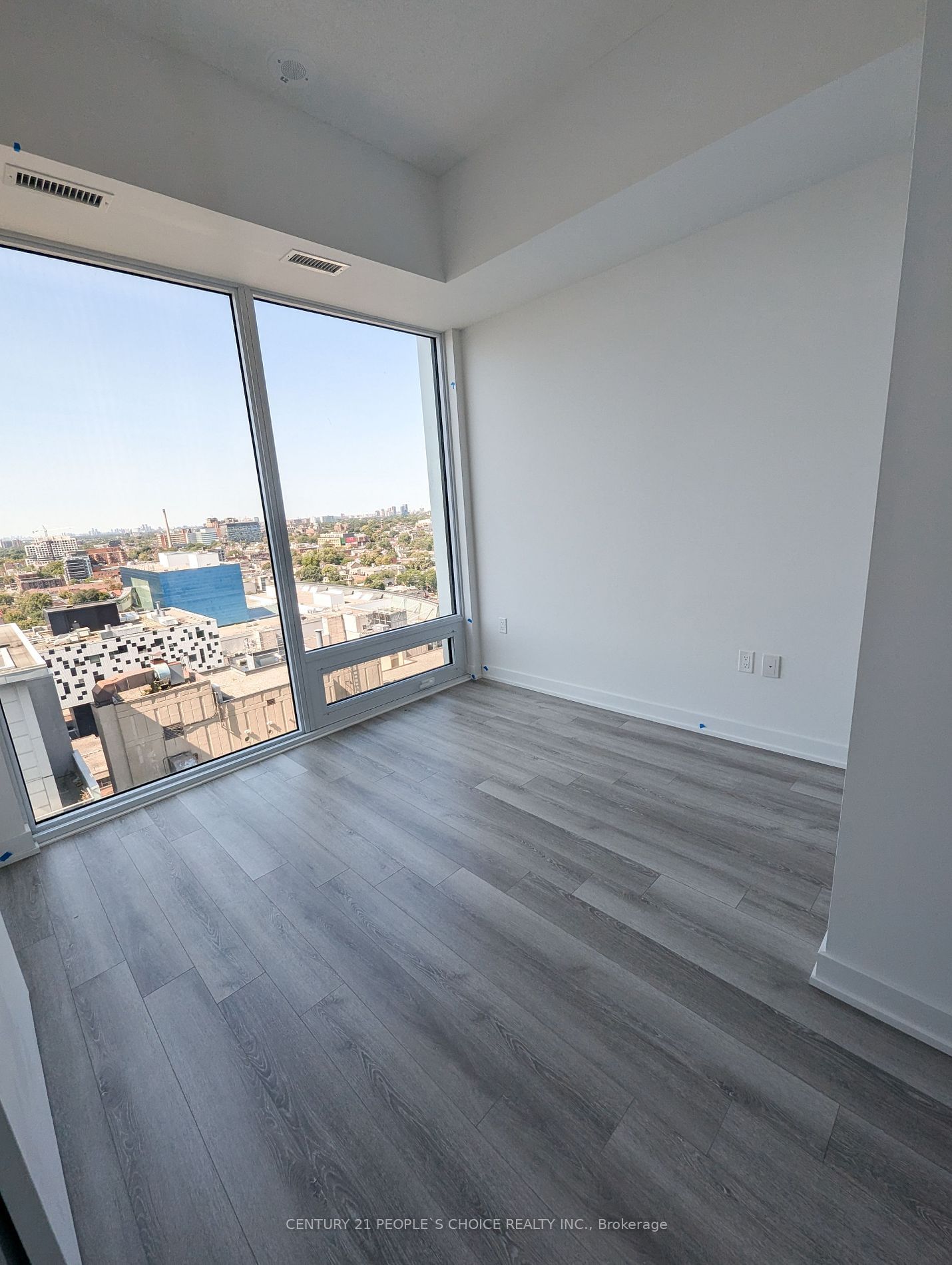 121 St Patrick St, unit 1724 for rent