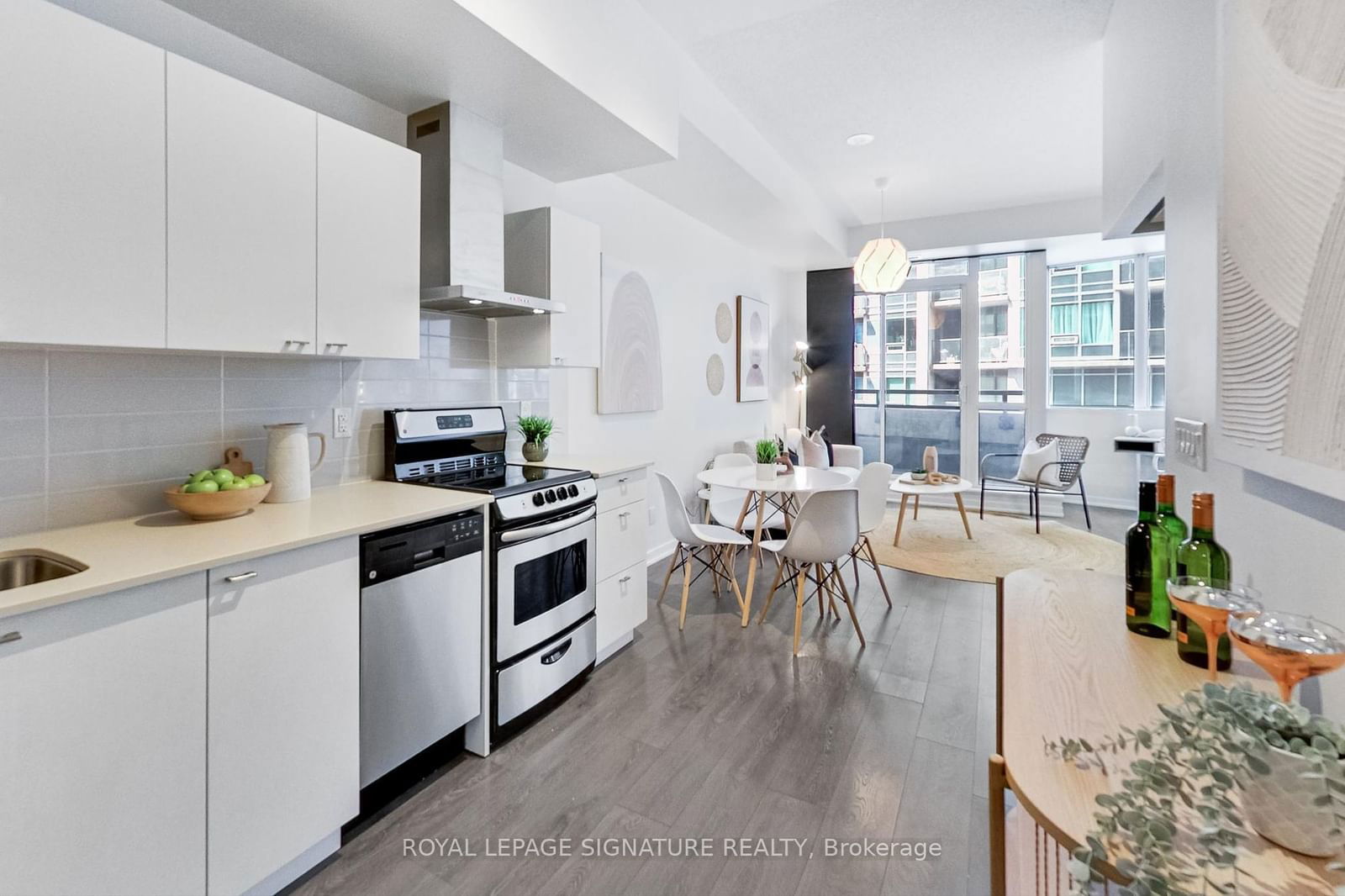 51 East Liberty St, unit 201 for sale - image #2