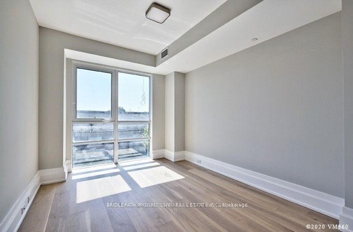 3 Southvale Dr, unit 208 for sale - image #9