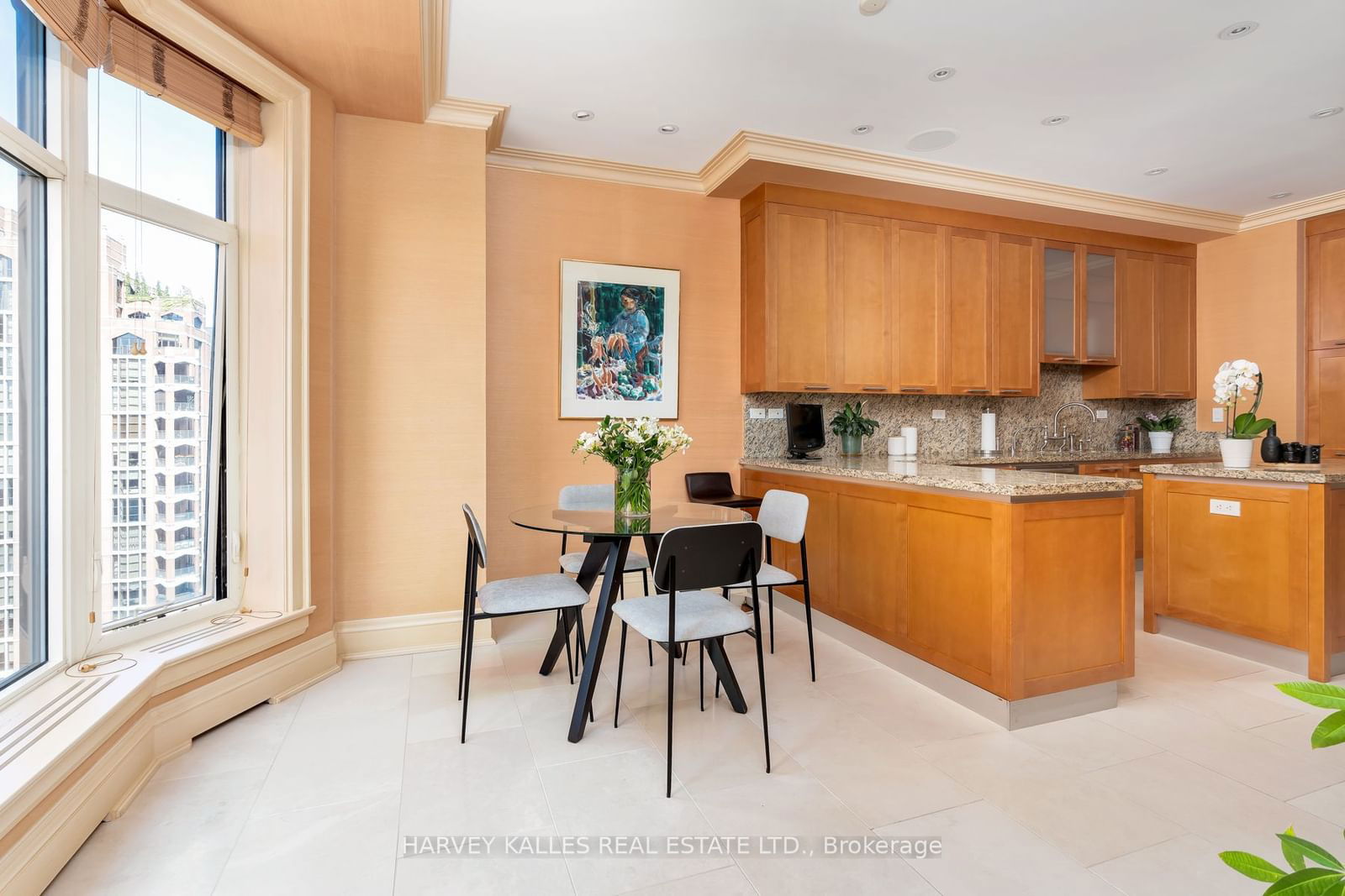 1 St Thomas St, unit 14B for sale - image #10