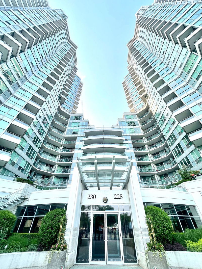 228 Queens Quay, unit 801 for rent - image #1