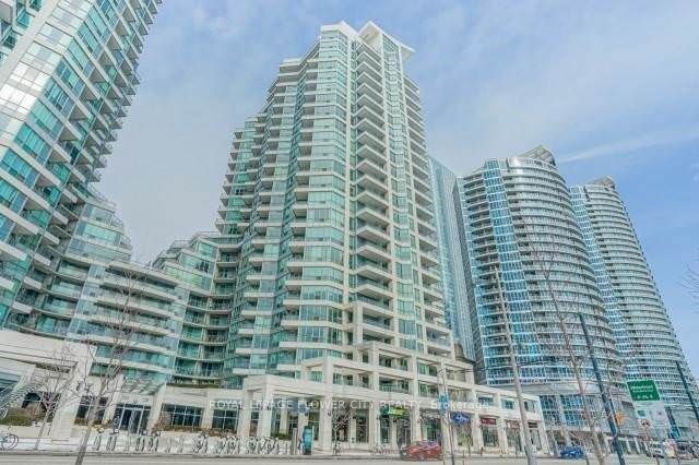 228 Queens Quay, unit 801 for rent - image #3