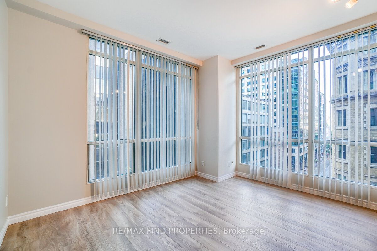 7 King St E, unit 713 for rent - image #10