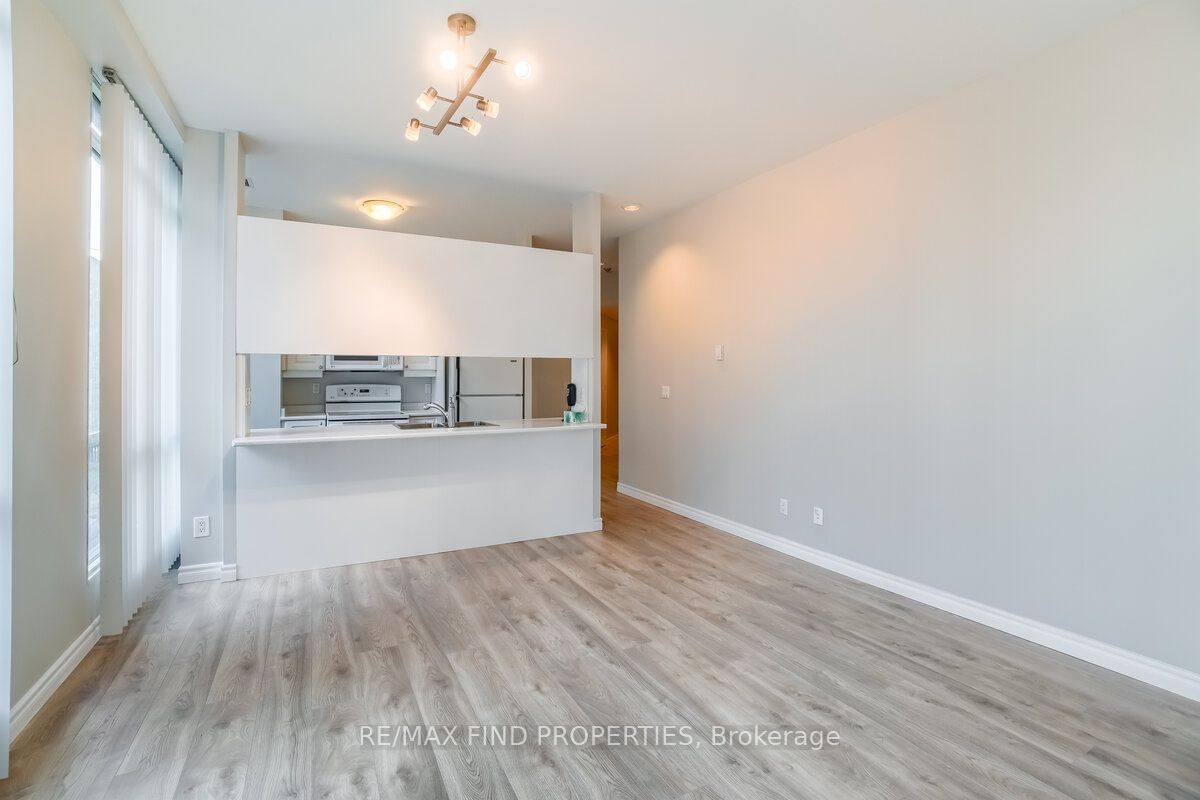 7 King St E, unit 713 for rent - image #11