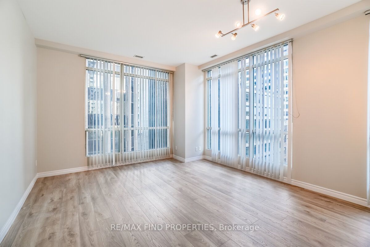 7 King St E, unit 713 for rent - image #6