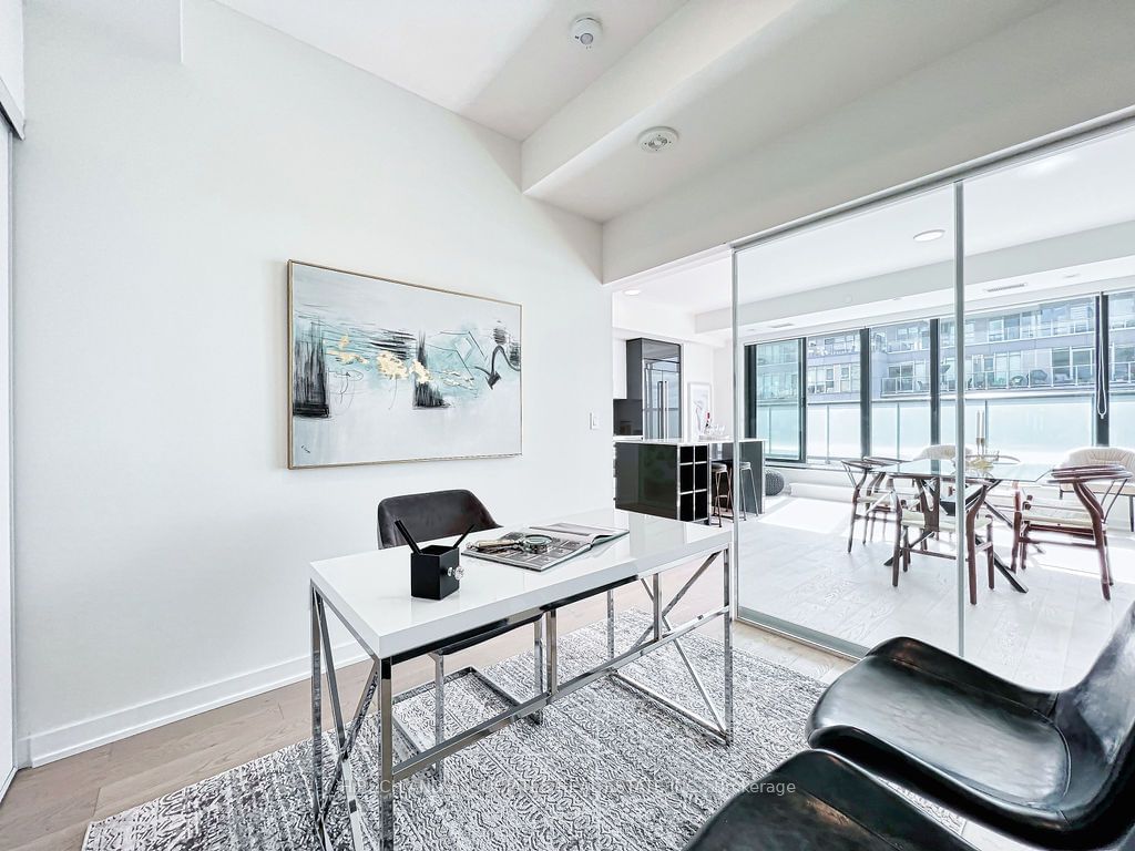 840 St Clair Ave W, unit 711 for sale - image #16