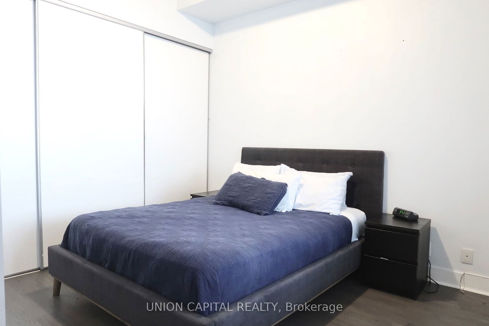 399 Adelaide St W, unit 601 for rent - image #7