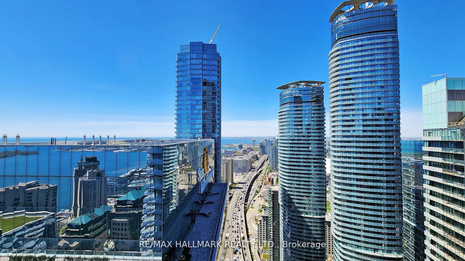 100 Harbour St W, unit 5301 for sale