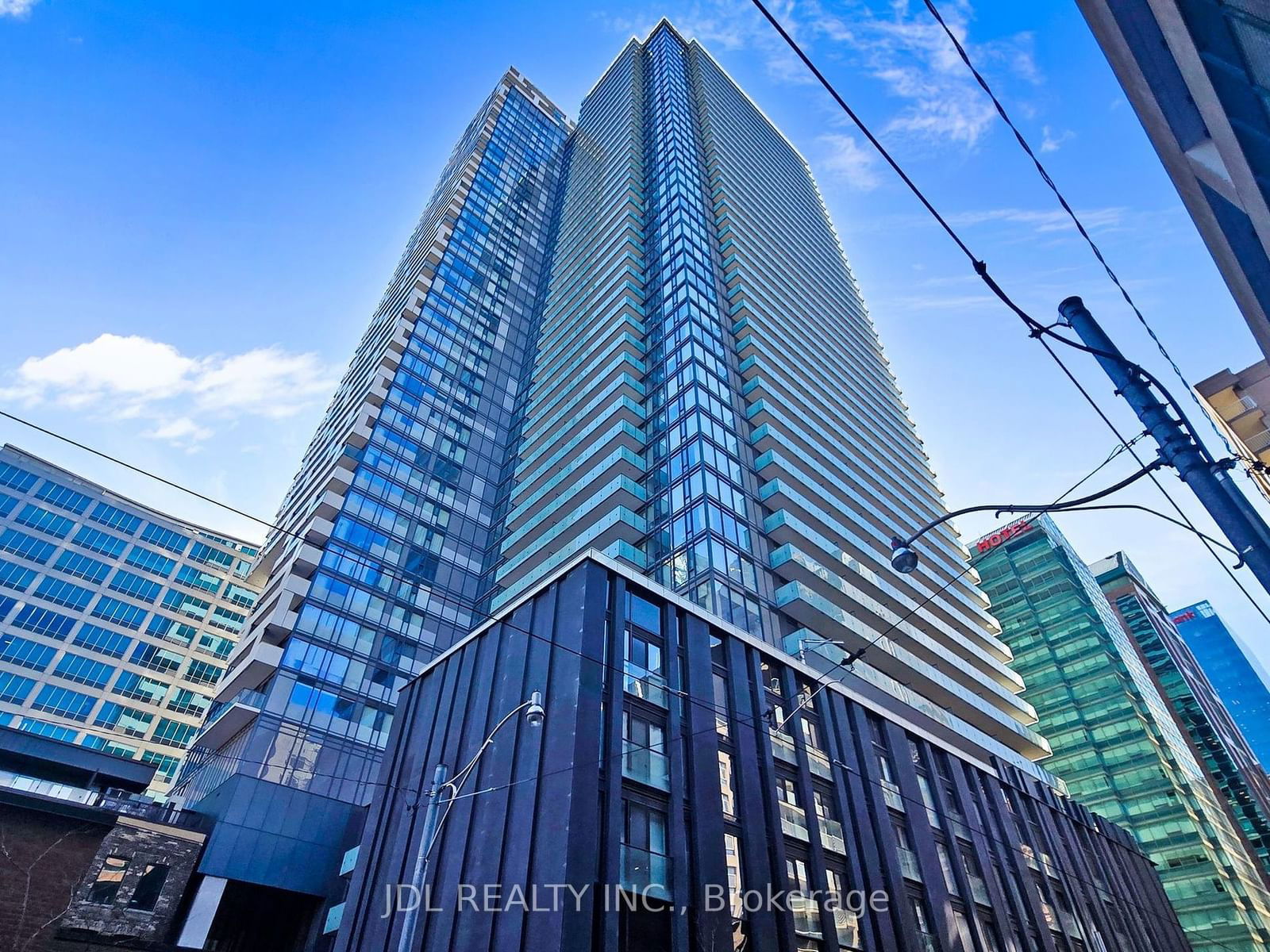 25 Richmond St E, unit 3002 for sale - image #1