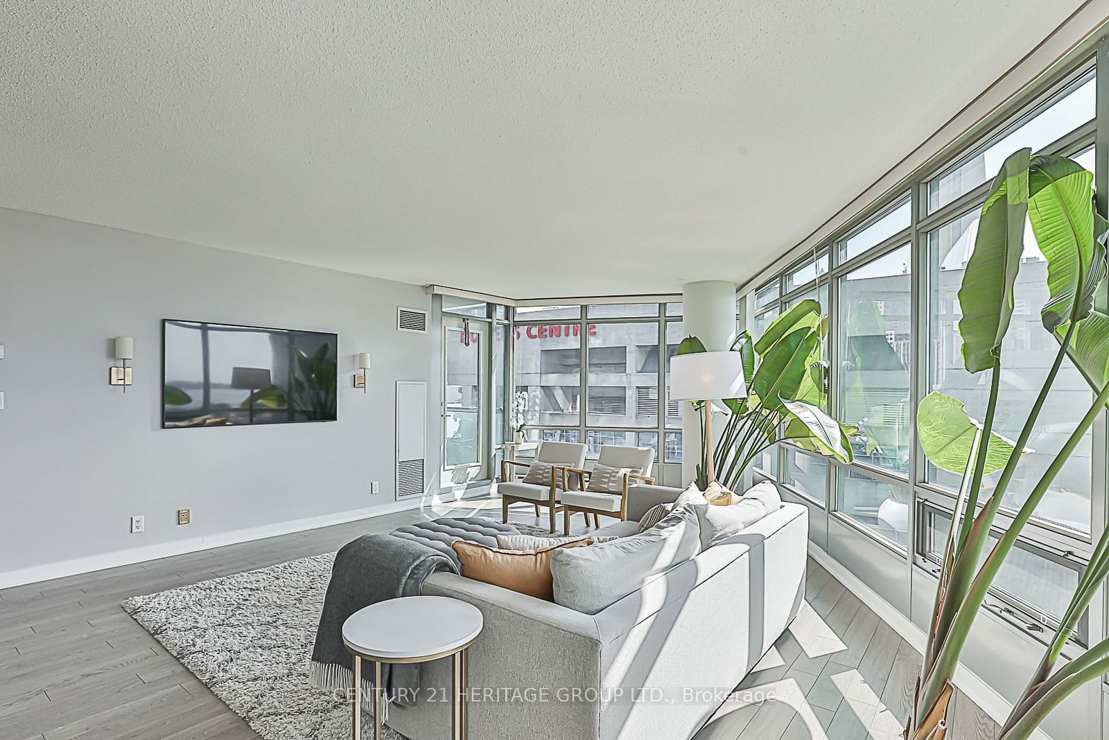 81 Navy Wharf Crt, unit 1215 for sale - image #9