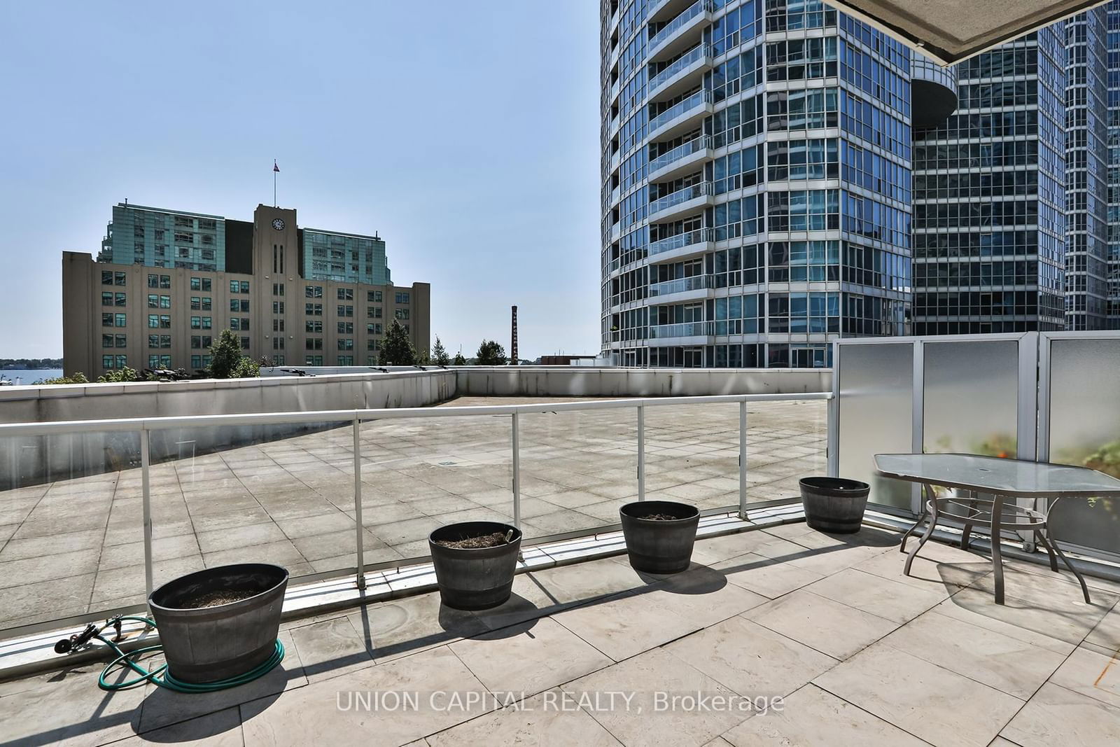 8 York St, unit 409 for rent - image #18