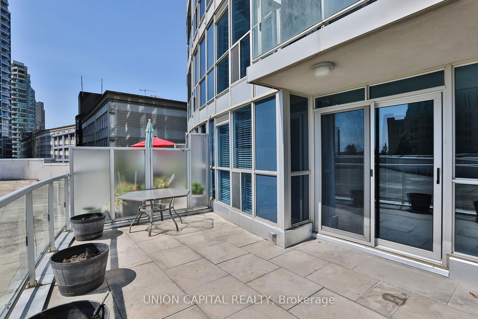 8 York St, unit 409 for rent