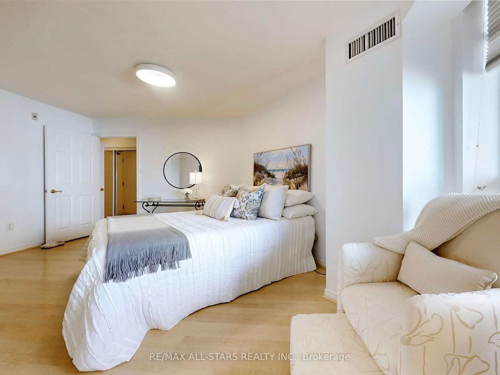 300 Balliol St, unit 701 for sale - image #18