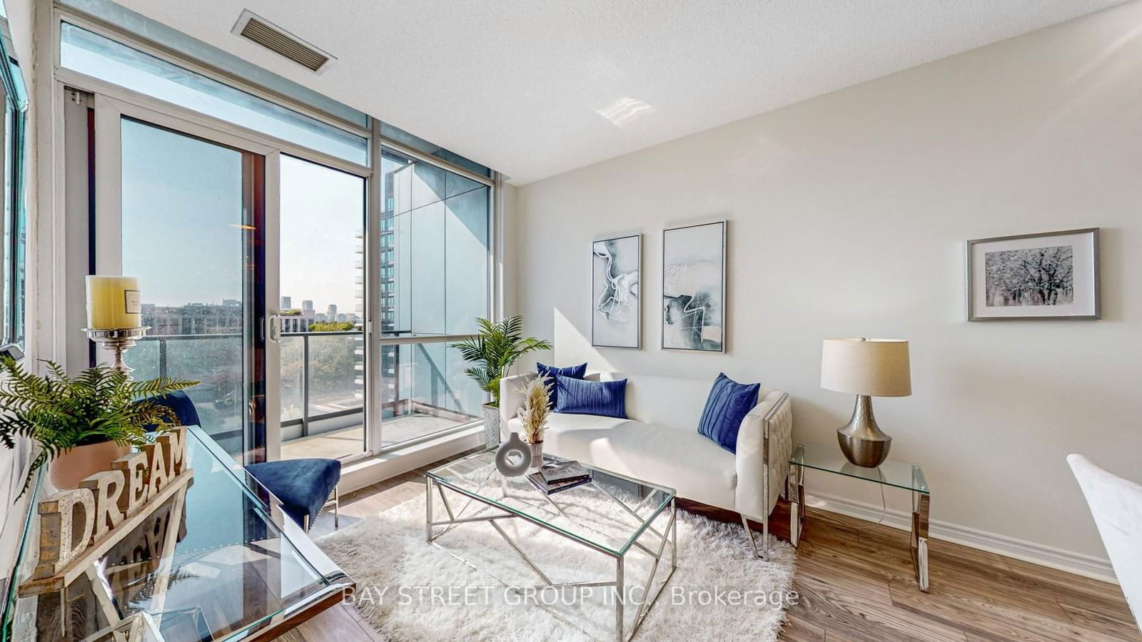 2885 Bayview Ave, unit 721 for sale - image #4