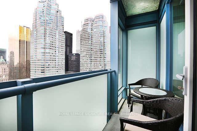 8 The Esplanade Ave, unit 3202 for rent - image #11