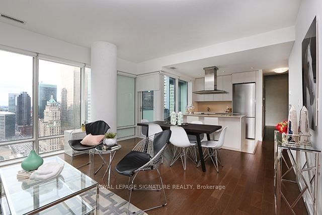 8 The Esplanade Ave, unit 3202 for rent - image #4