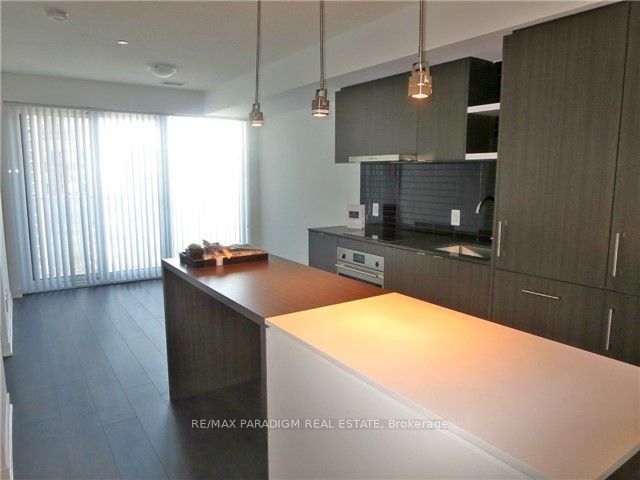 88 Harbour St, unit 3005 for rent - image #2