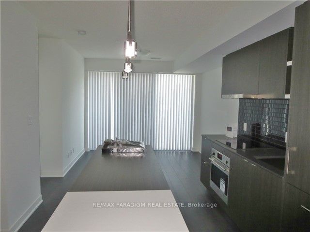 88 Harbour St, unit 3005 for rent