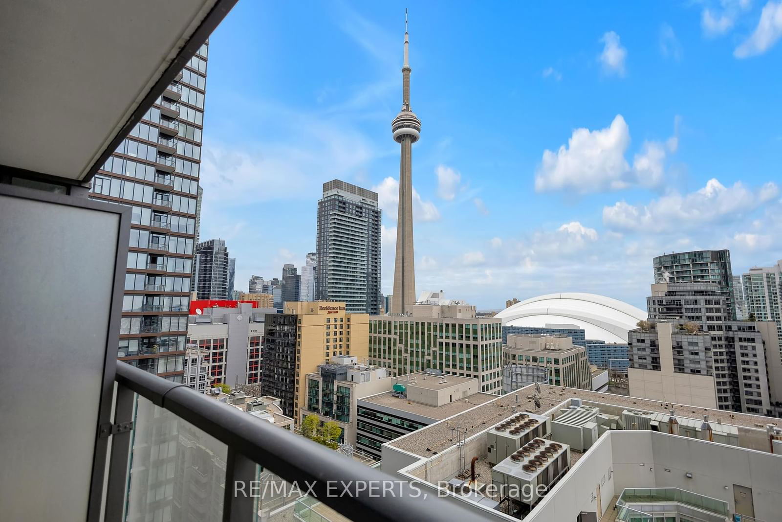 88 Blue Jays Way, unit 2007 for sale - image #27