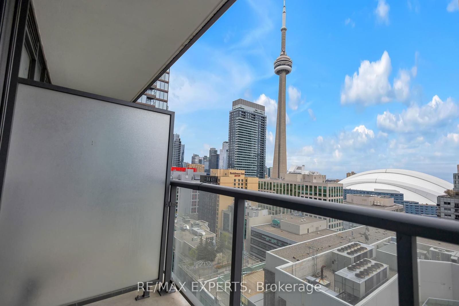 88 Blue Jays Way, unit 2007 for sale - image #30