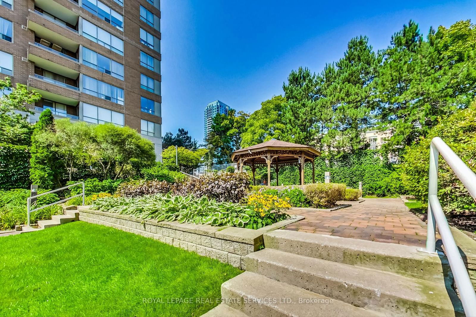 205 Wynford Dr, unit 203 for sale - image #32