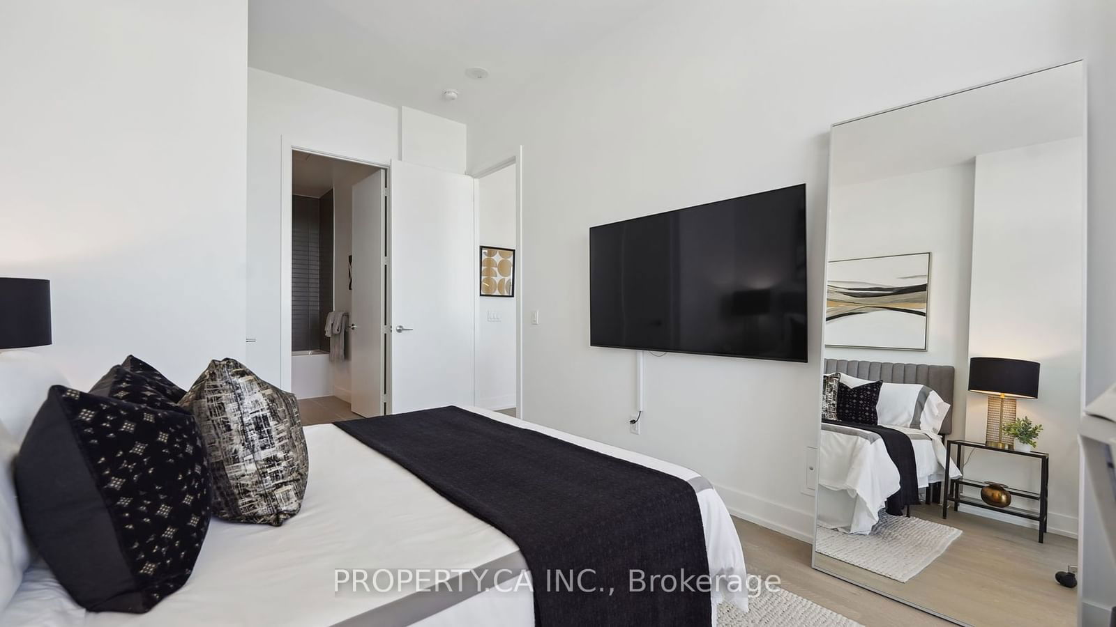 7 Grenville St, unit 6308 for sale - image #21