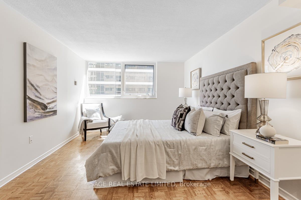 360 Bloor St E, unit 1007 for sale - image #21