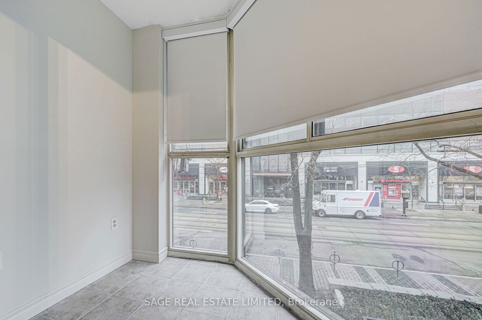 705 King St W, unit 204 for rent