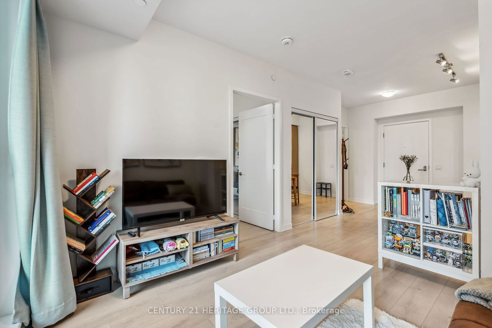 28 Freeland St, unit 1603 for sale - image #6