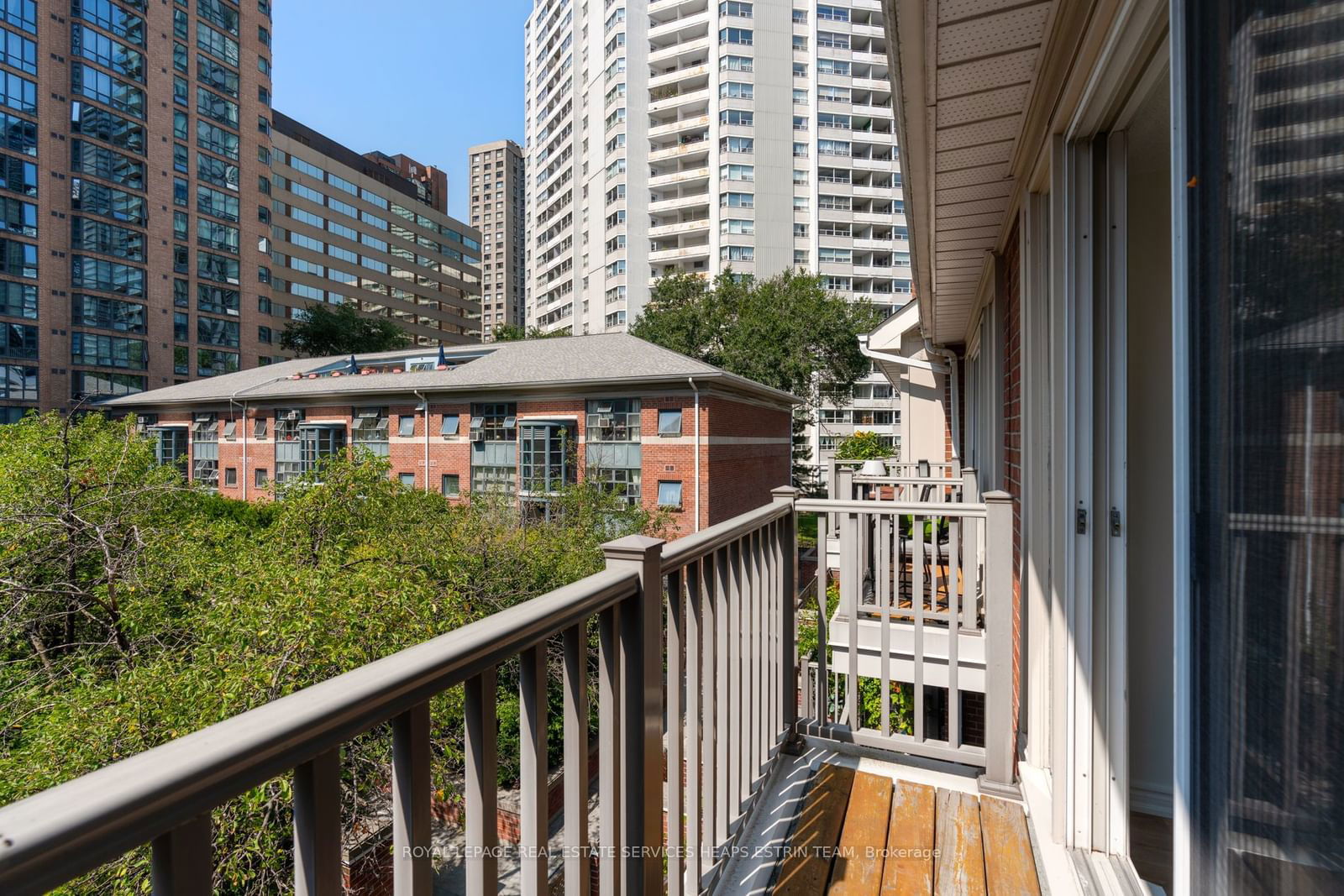 Irwin Avenue Townhouses, Downtown, Toronto