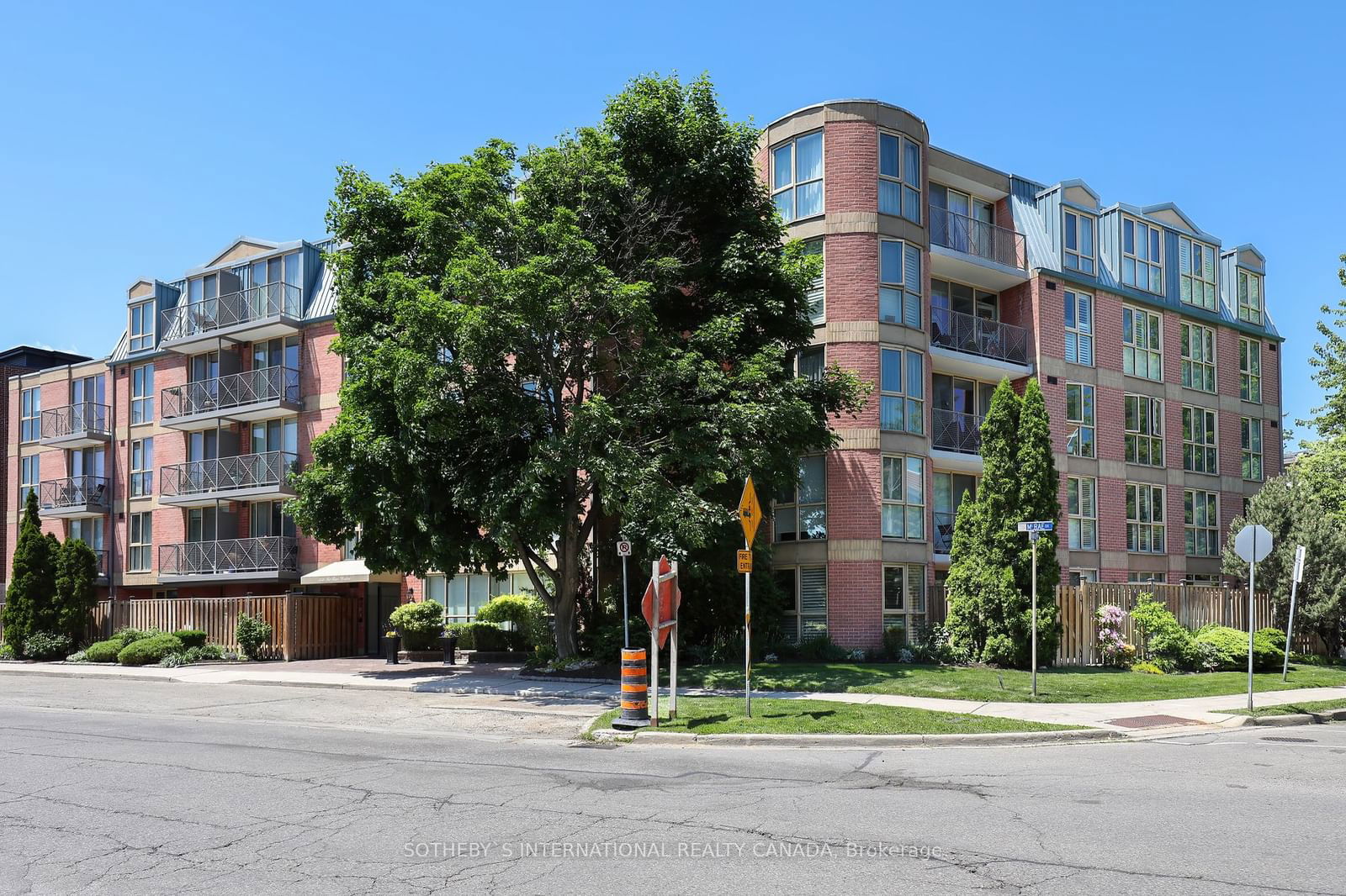 356 McRae Dr, unit 508 for sale