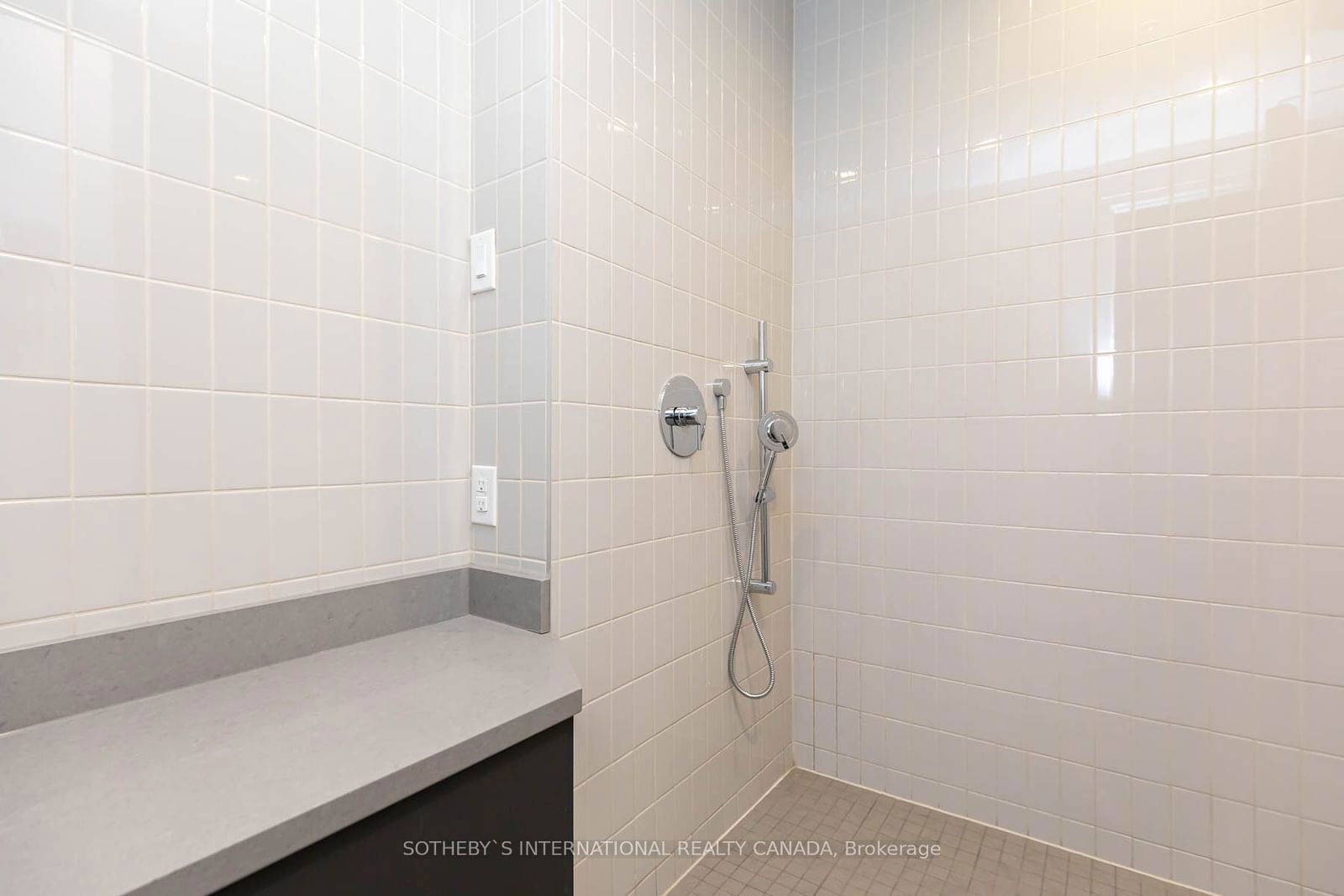 81 Navy Wharf Crt, unit 2310 for sale - image #28