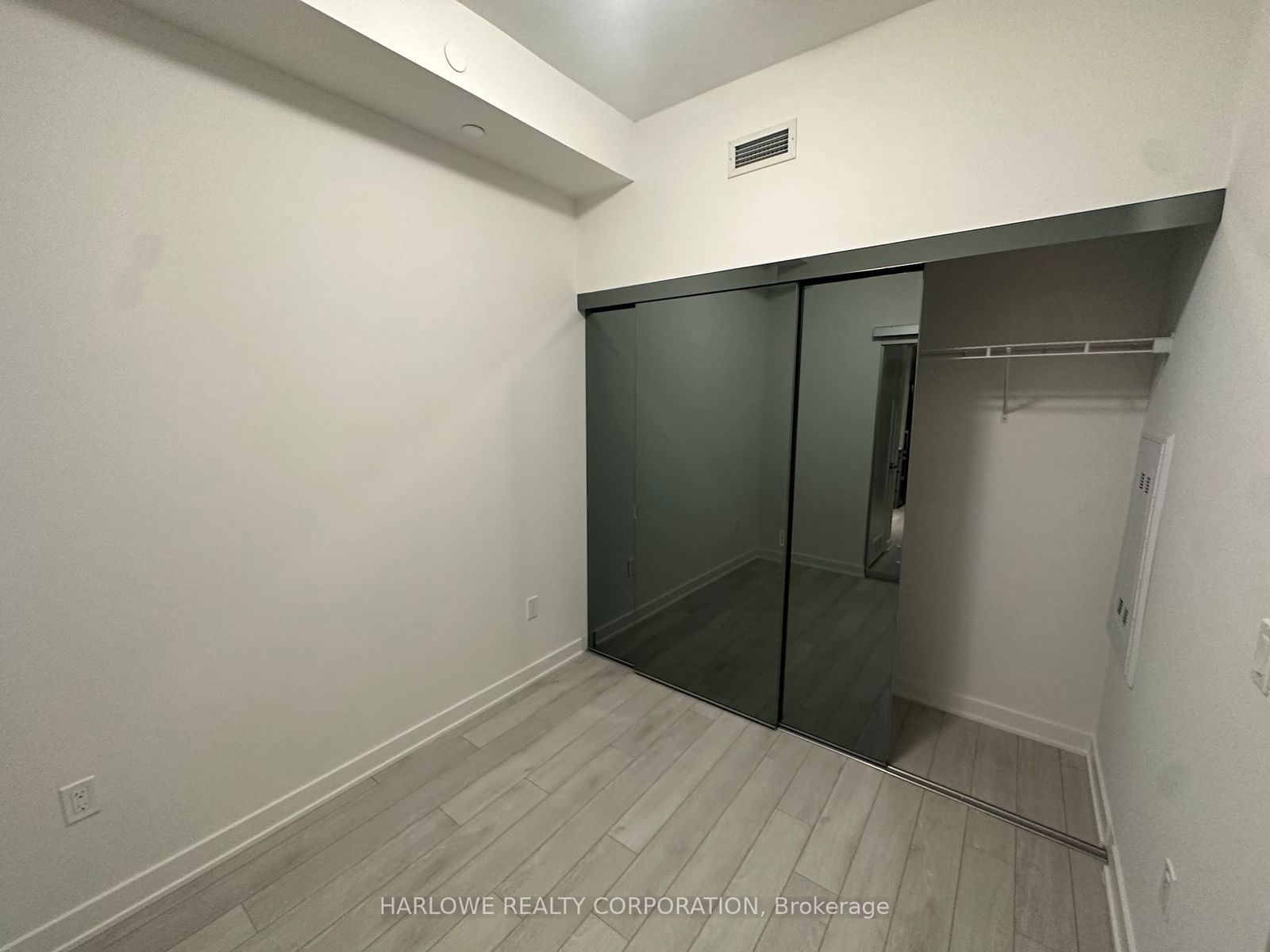 70 Princess St, unit 1511 E for rent - image #17