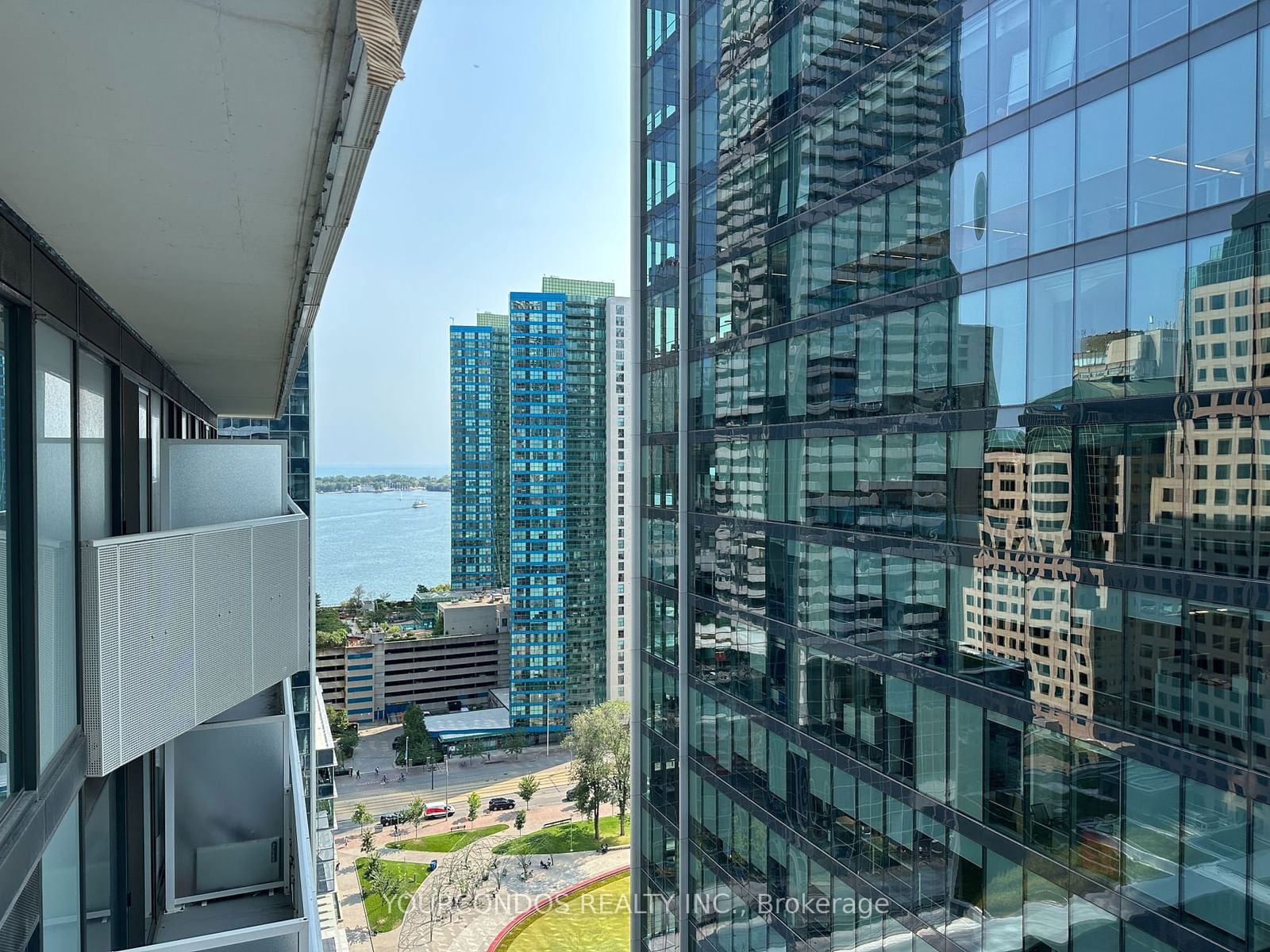 100 Harbour St, unit 2101 for rent - image #8