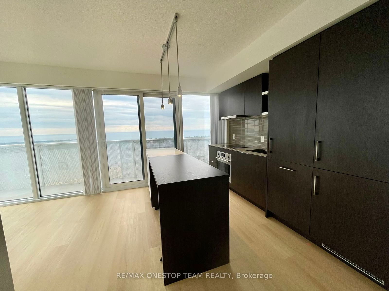 88 Harbour St, unit 5307 for rent - image #7