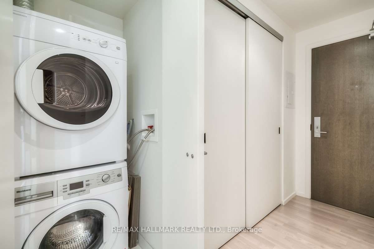 101 Charles St E, unit 2604 for rent - image #23