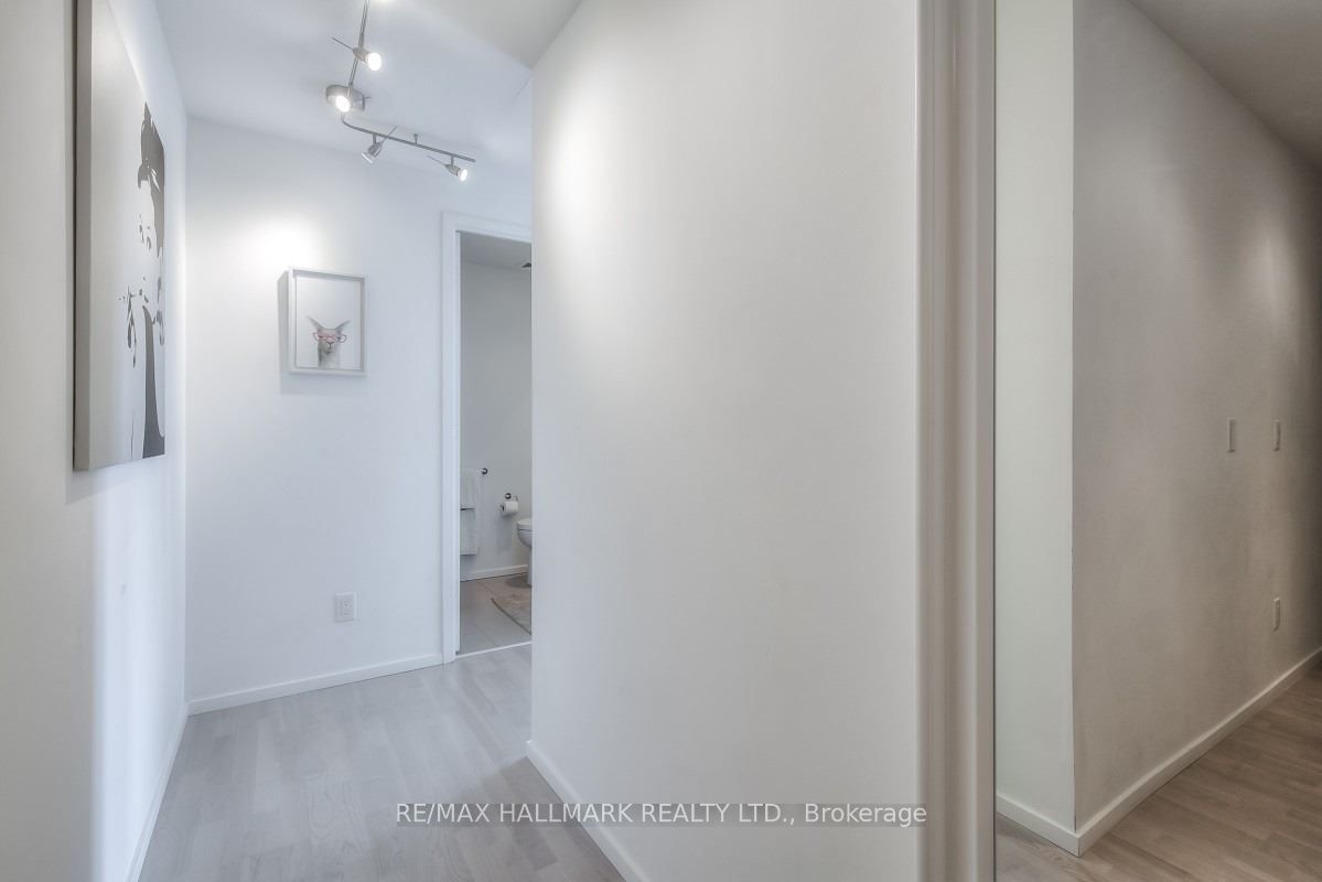 101 Charles St E, unit 2604 for rent - image #5