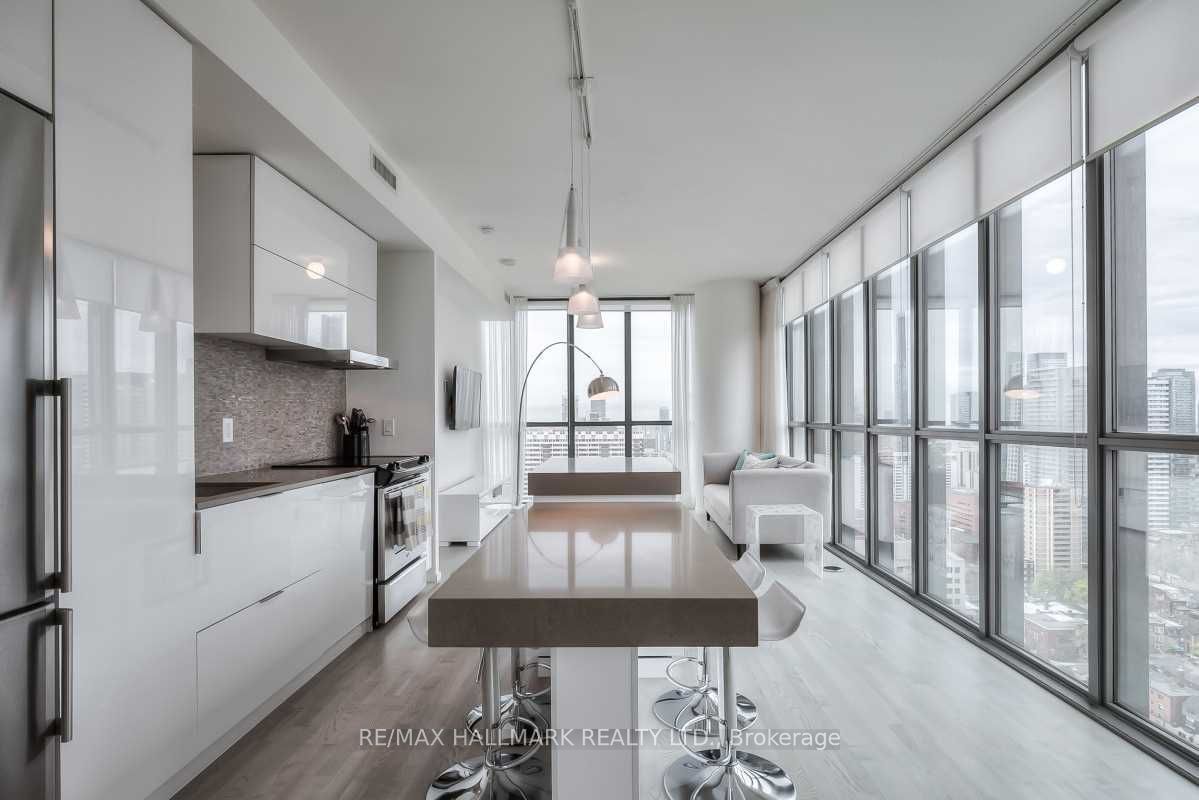 101 Charles St E, unit 2604 for rent - image #7