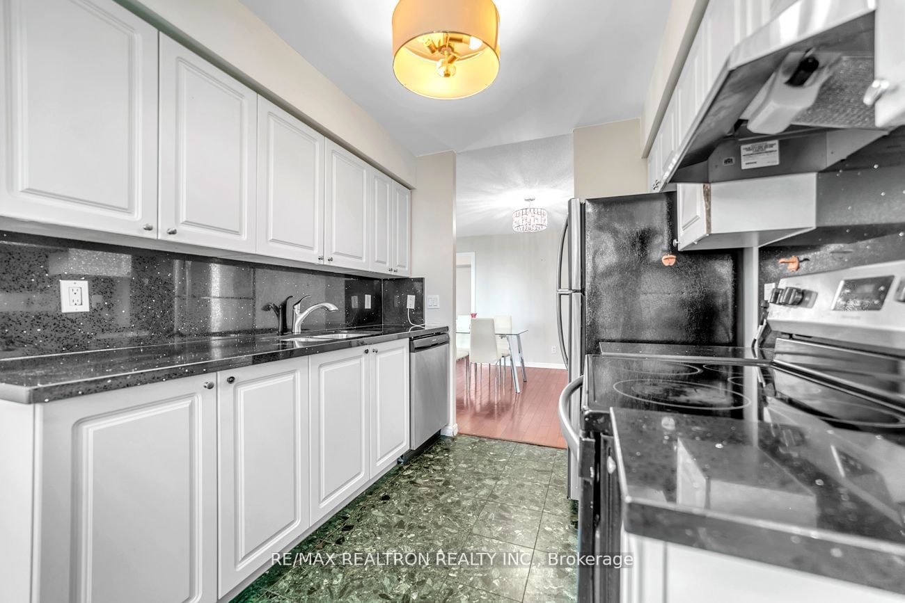 33 Empress Ave, unit 611 for sale - image #25