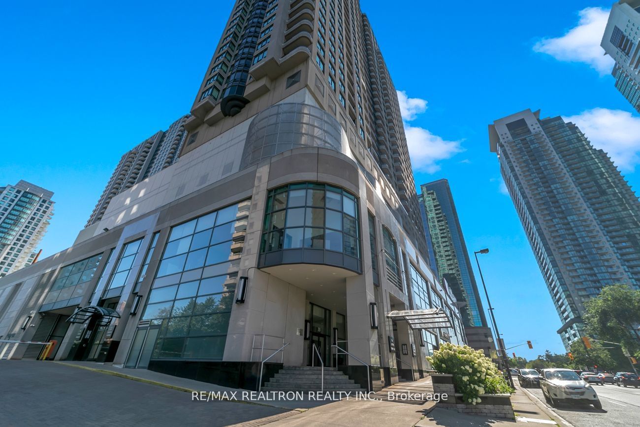 33 Empress Ave, unit 611 for sale