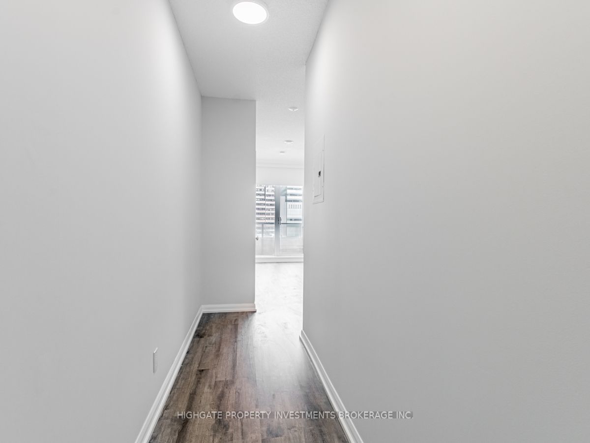 111 Elizabeth St, unit 1531 for rent