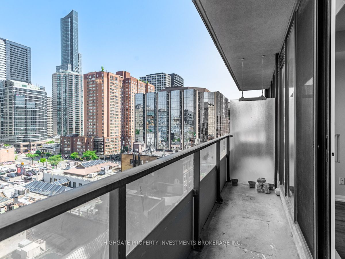 111 Elizabeth St, unit 1531 for rent